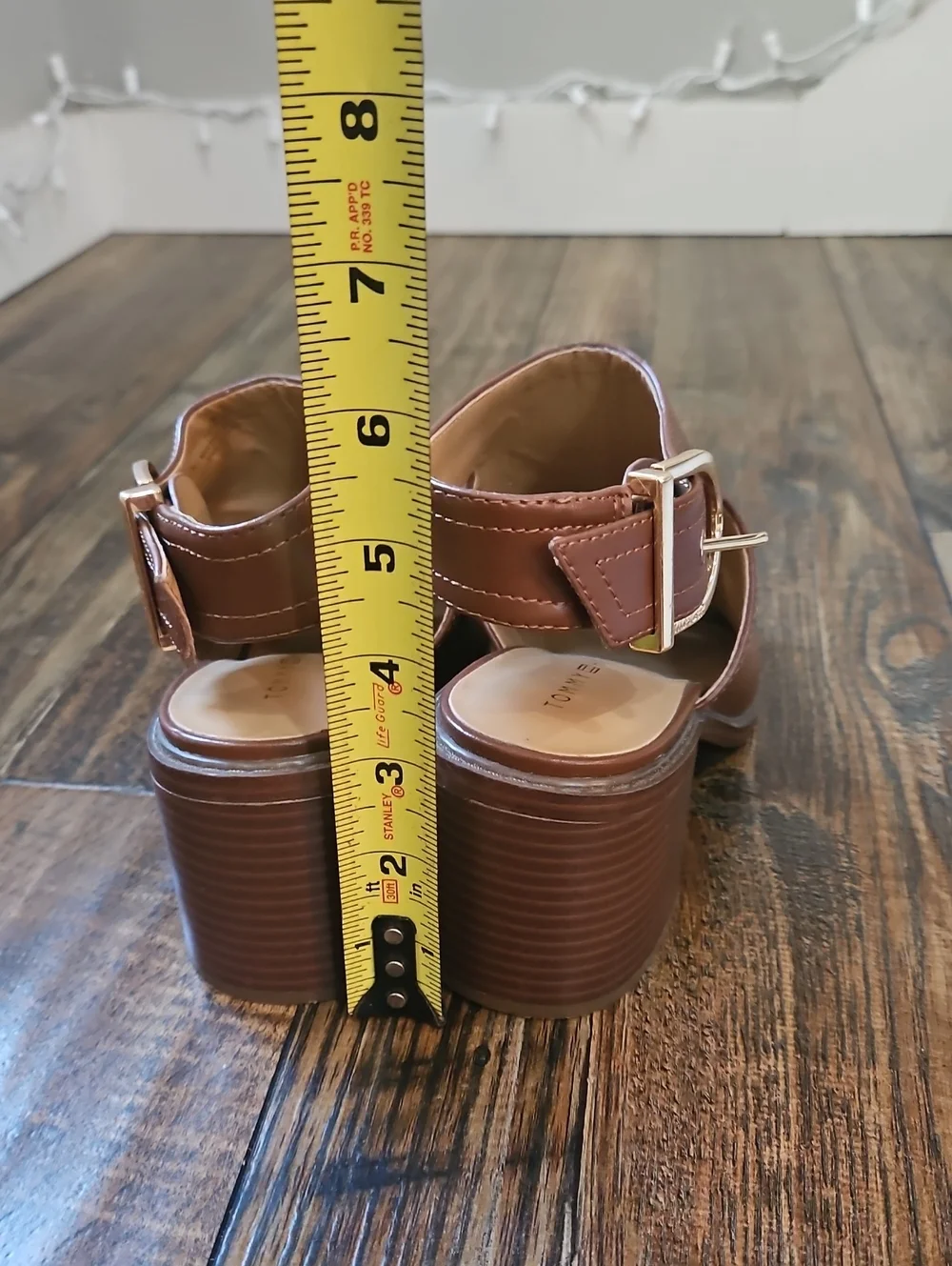 Tommy Hilfiger Cognac Leather Peep-Toe Chunky Block Stacked Heel Sandals
